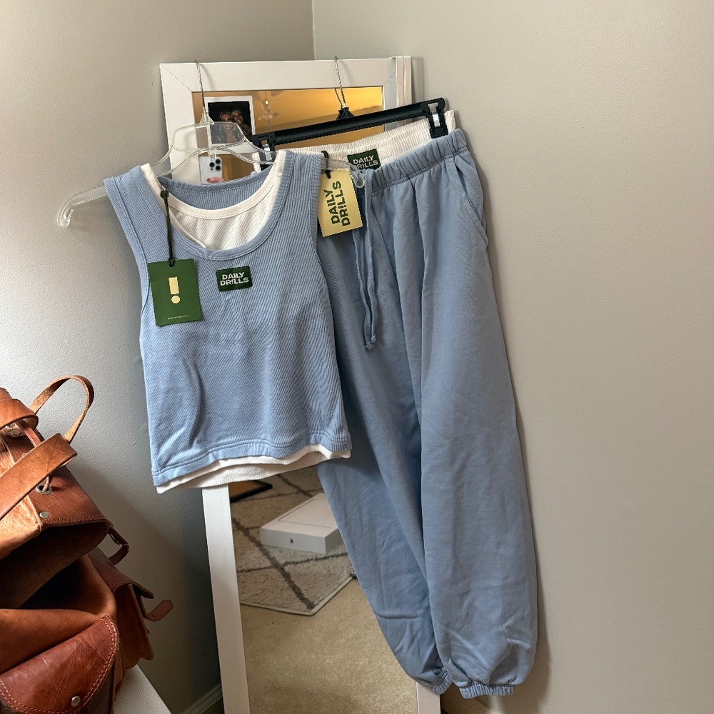 Daily Drills NWT Layered Logo Tank & Joggers- Sky Blue